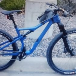 Cannondale 29inch Full Suspension Front And Bacc Disk Brakes LxL Frame 