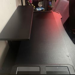 Gamer Table