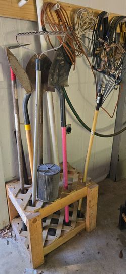 Shovels Rake Hoe Assorted