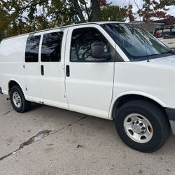 2010 Chevrolet Cargo Van