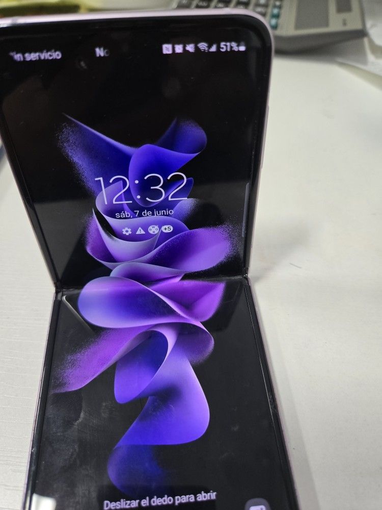 Samsung Galaxy Z Flip3 5G