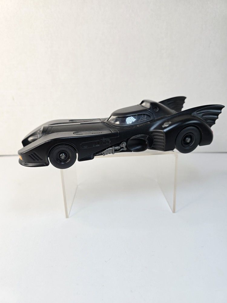 1989 BATMOBILE BLACK 1/24 SCALE DIECAST CAR BY JADA 98260