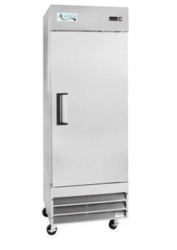 AVANTCO SOLID DOOR REACH IN REFRIGERATOR