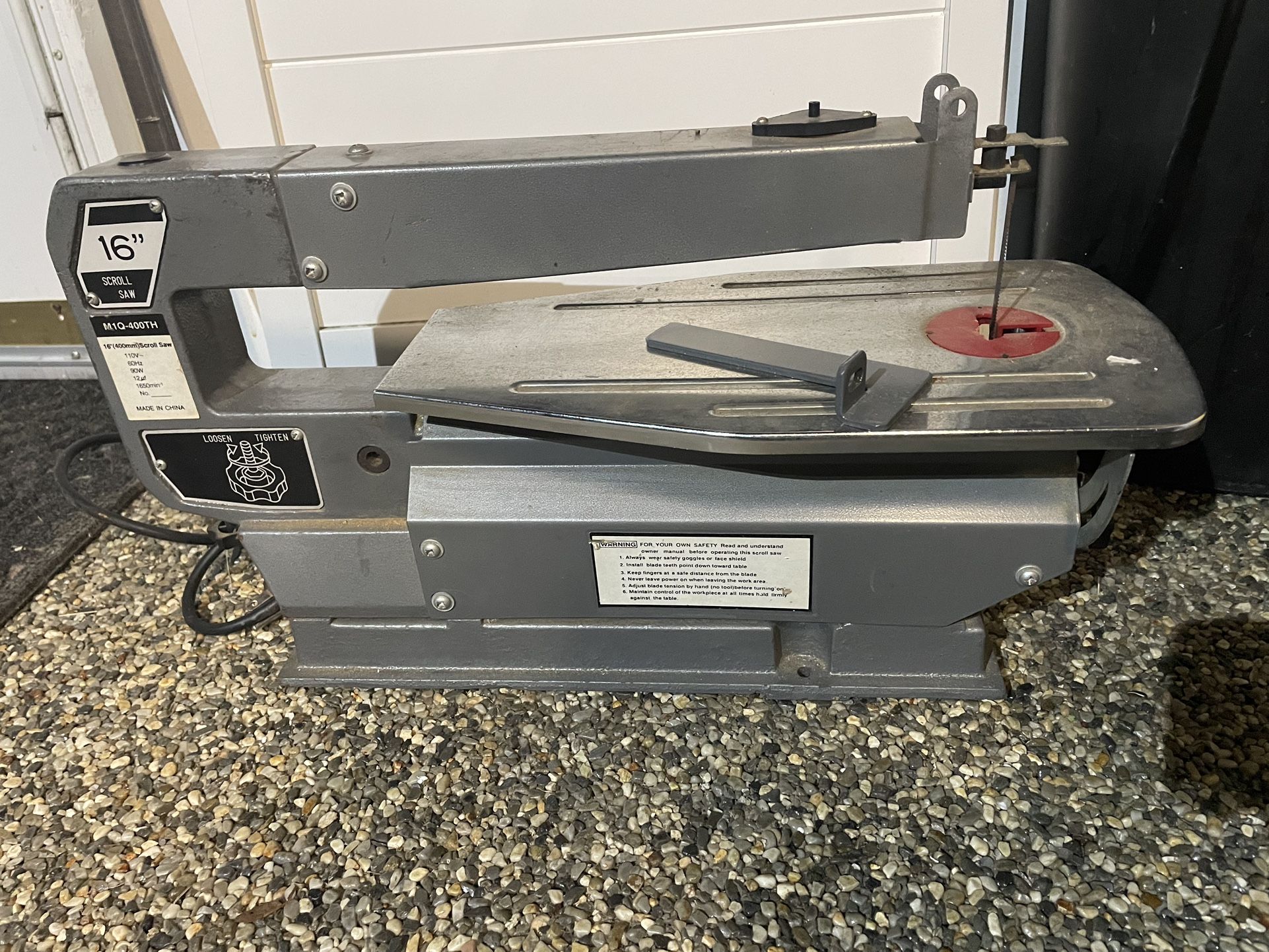 Scroll Saw 16”
