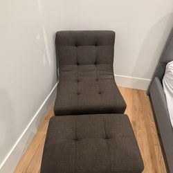 Lounge Chair And Ottoman 