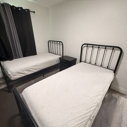 Twin Bed Set with Mattress – Good Condition