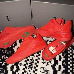 Shai Converse Christmas 