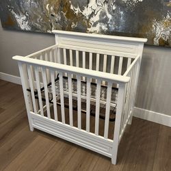 White Storkcraft Petal 4-in-1 Convertible MINI Crib- White Crib