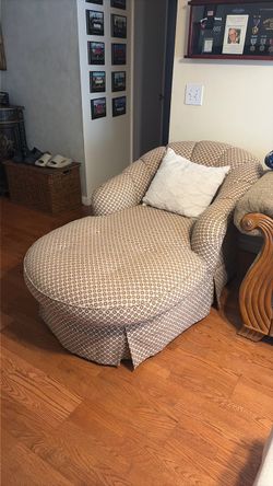 Tan and cream lounger