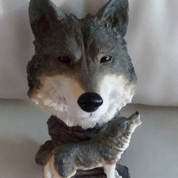 Wolf head Statue 