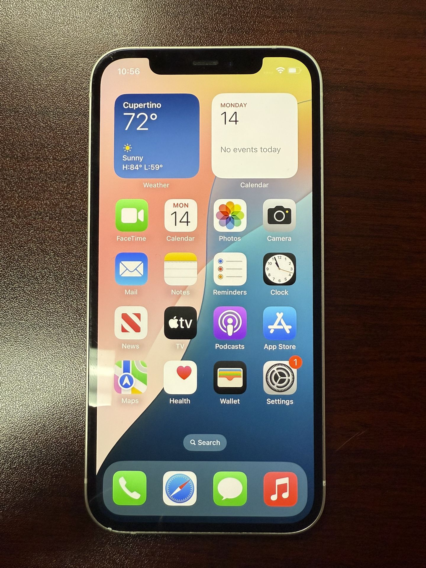 Apple iPhone 12 64GB. White