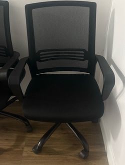 2 Black Mesh Mid-Back Office Chair