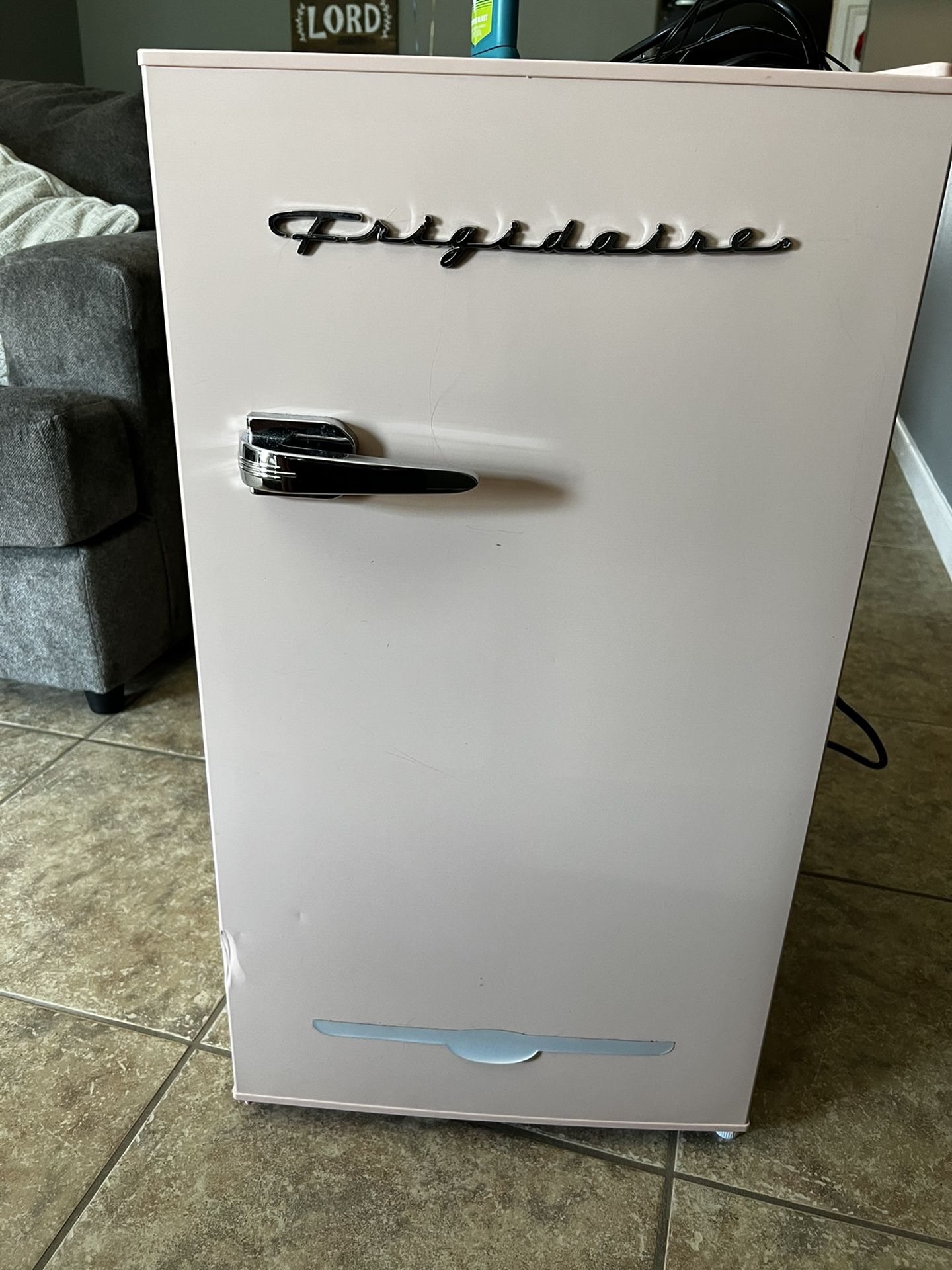 Mini Fridge