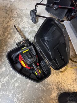 Ranger Gas Chainsaw with Carrying Case
