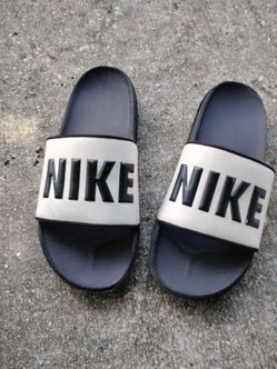 Nike slides
