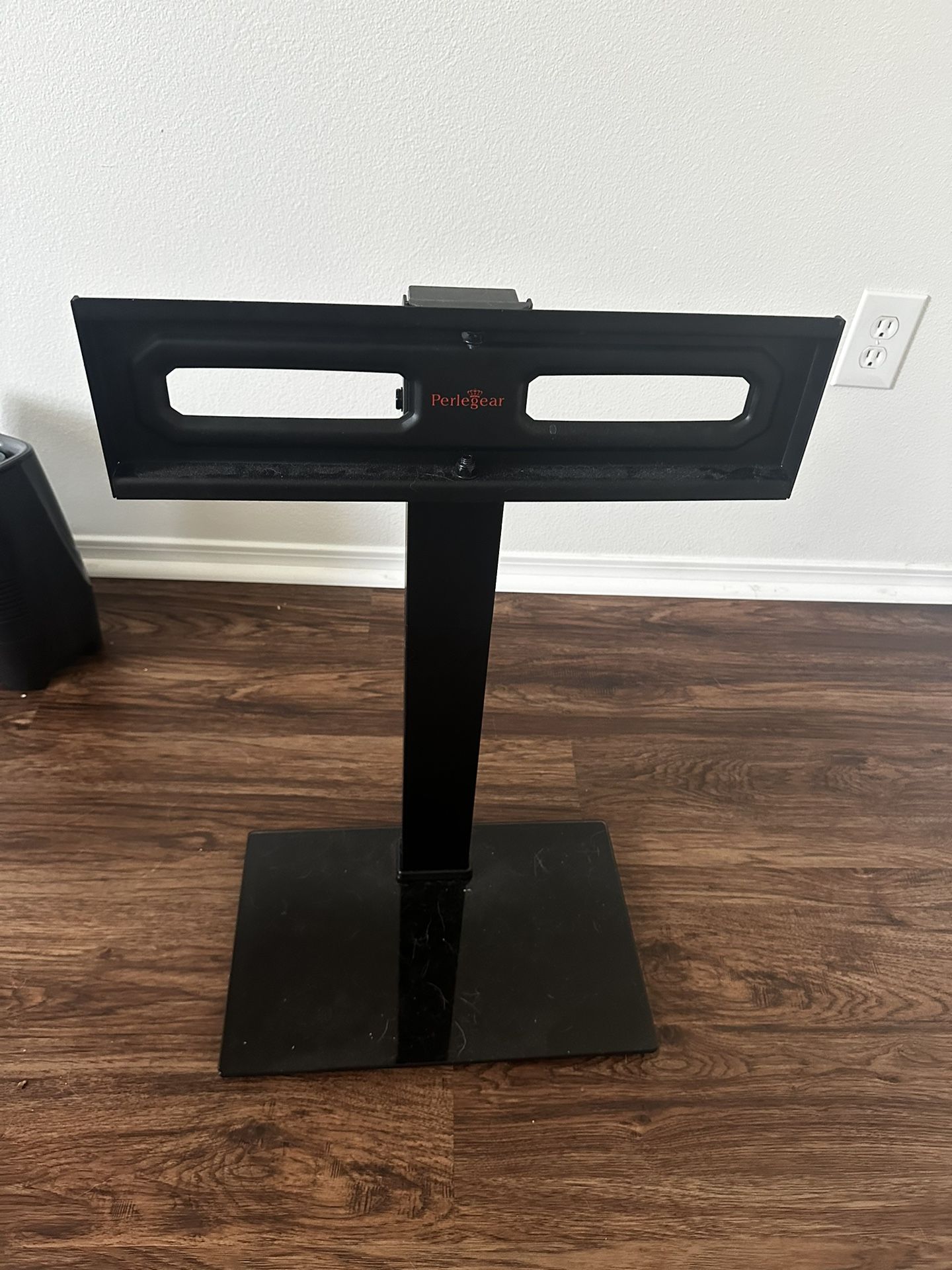 Tv Stand / Mount