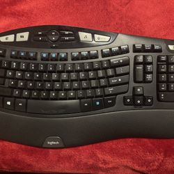 Logitech K350 Wireless Computer Keyboard With Wireless Mouse