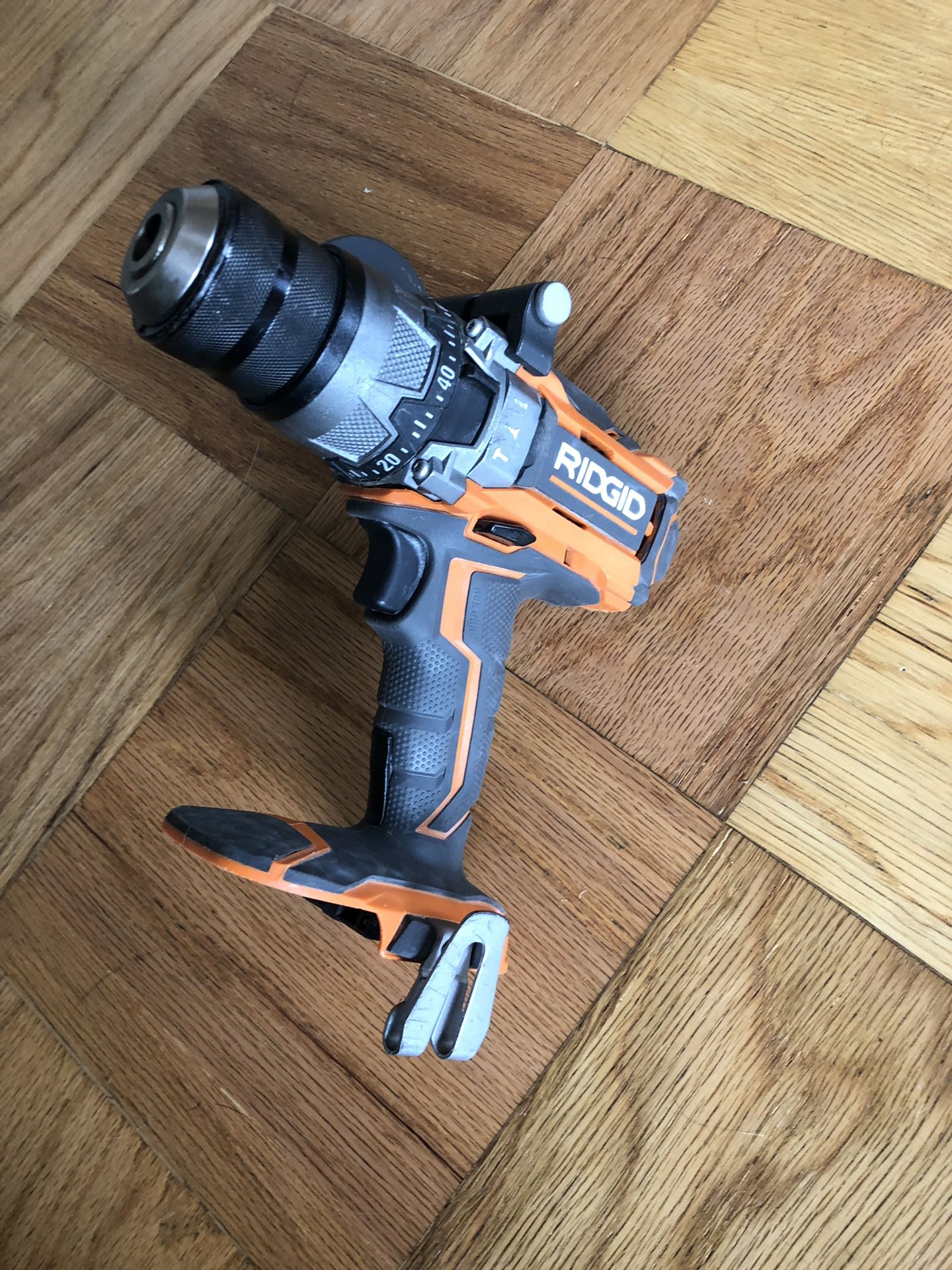 Rigid hammer drill