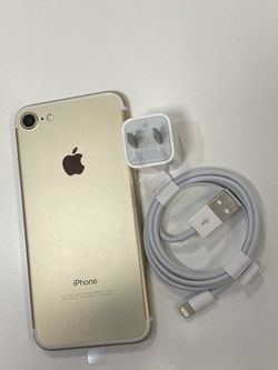iPhone 7 128 gigs Unlocked for any carrier