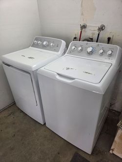 GE Washer & Gas Dryer set