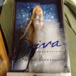 Barbie Gone Platinum of the Diva Collection 2001