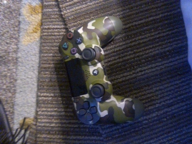 Camo PS4 Controller 