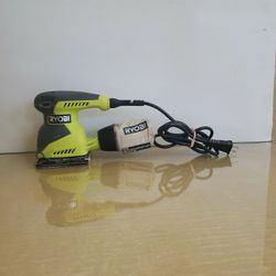 Ryobi S652DG 1/4" Sheet Sander 130v