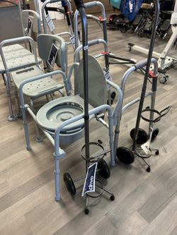 Oxygen Cart. Financing Available ✅ 