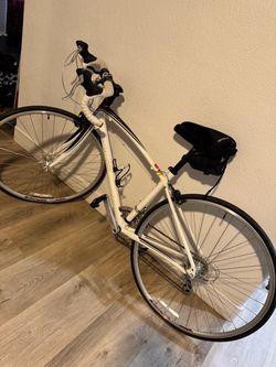 Specialized Dolce Sport Road Bike