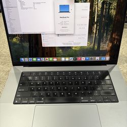 Excellent condition Apple MacBook Pro 16” M1 Max 10/32 32GB Ram 1TB 100% battery