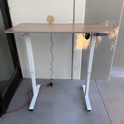 Rising Desk Standing Desk Riser New