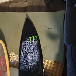 Monster Energy Surf Board 5,10