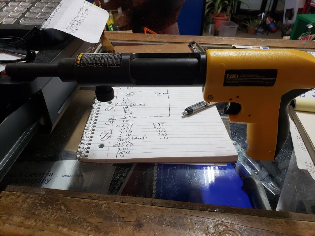 Dealt Concrete Nail Gun