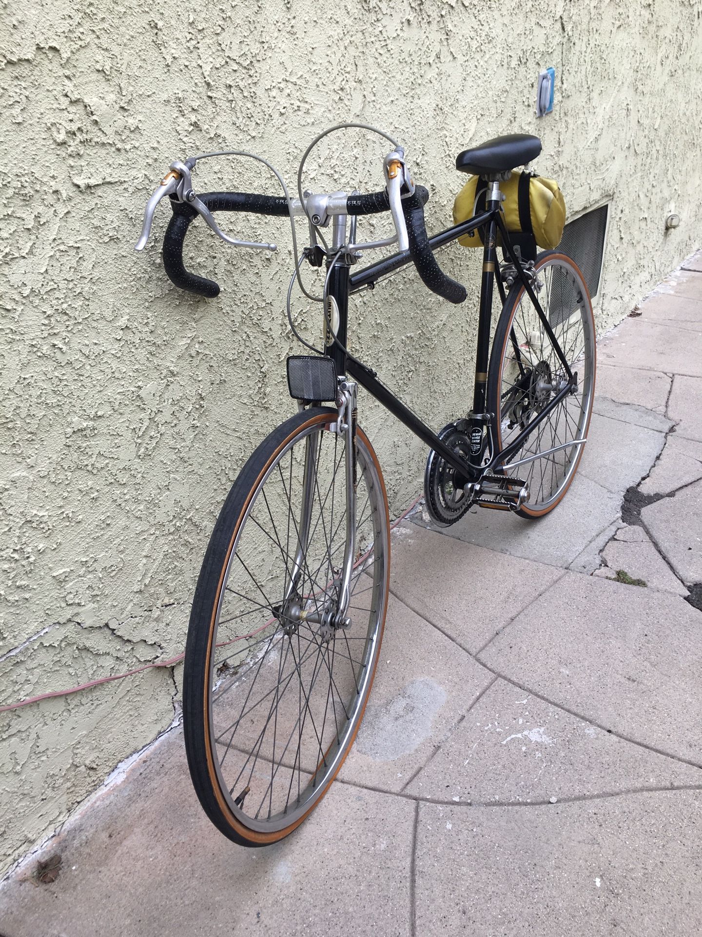 Vintage SCHWINN CHICAGO Bike
