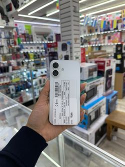 IPHONE 16 128GB UNLOCKED