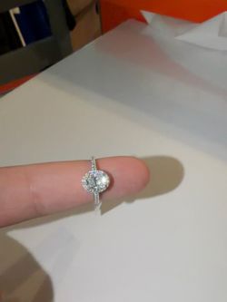 Oval Halo Diamond Engagement Ring