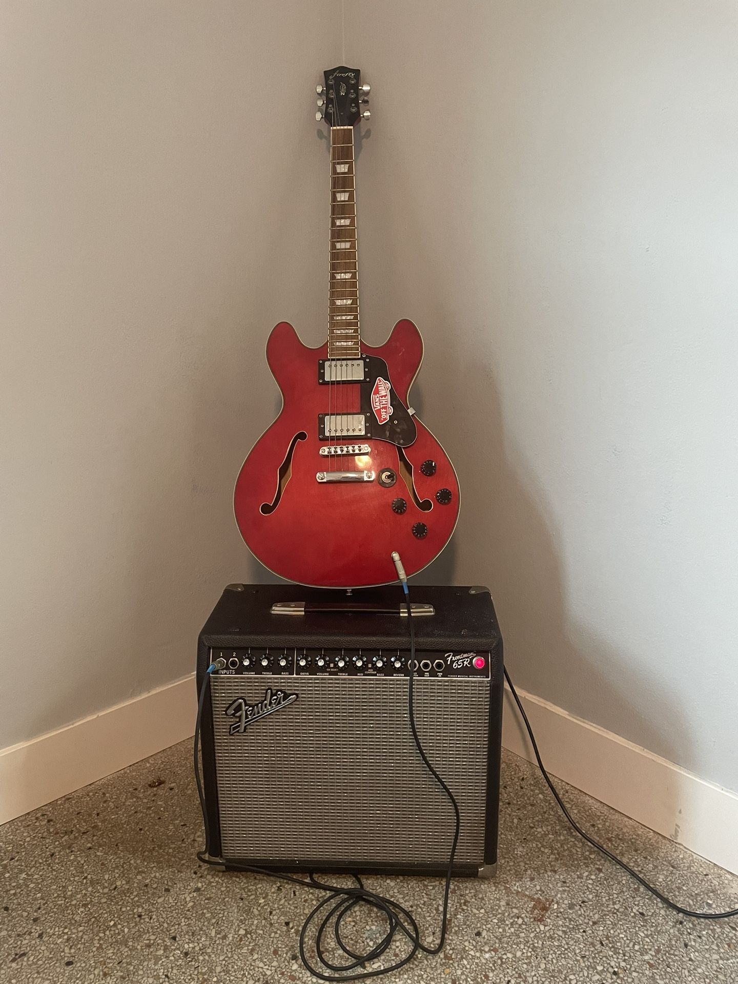 Electric Guitar + Fender Amp 