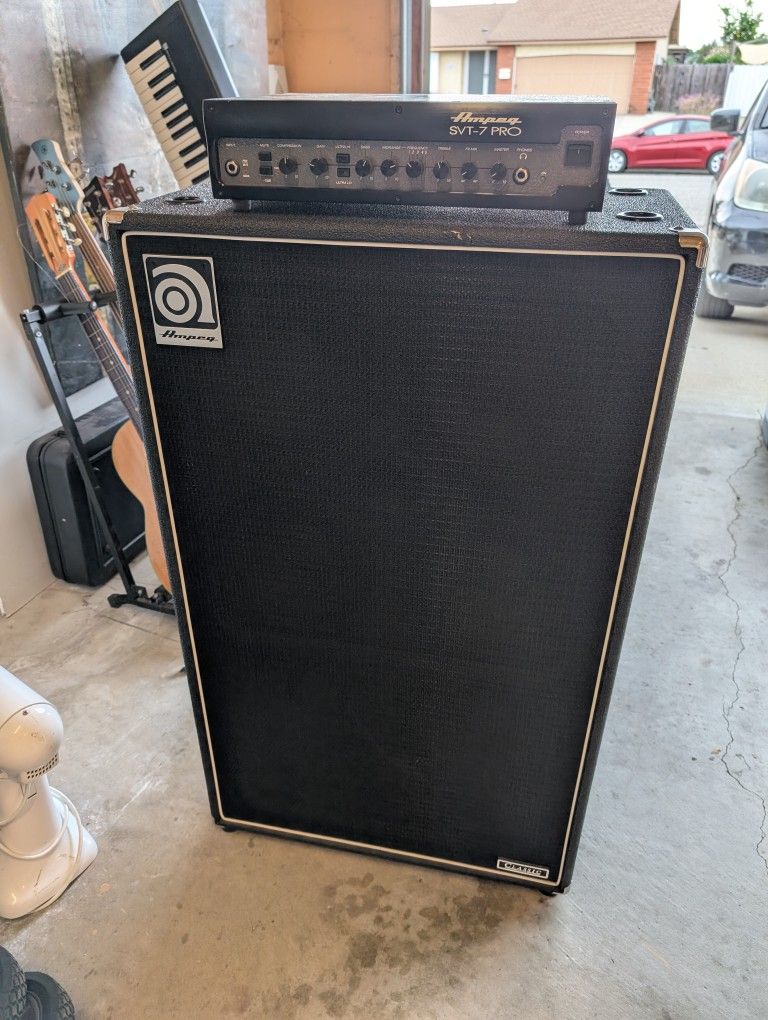 Ampeg SVT-7 Pro and Ampeg 6x10 Cabinet
