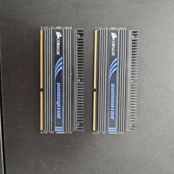 CORSAIR DOMINATOR 8GB (2 x 4GB) DDR3 1600 (PC3 12800) Desktop Memory Model CMP8GX3M2A1600C9