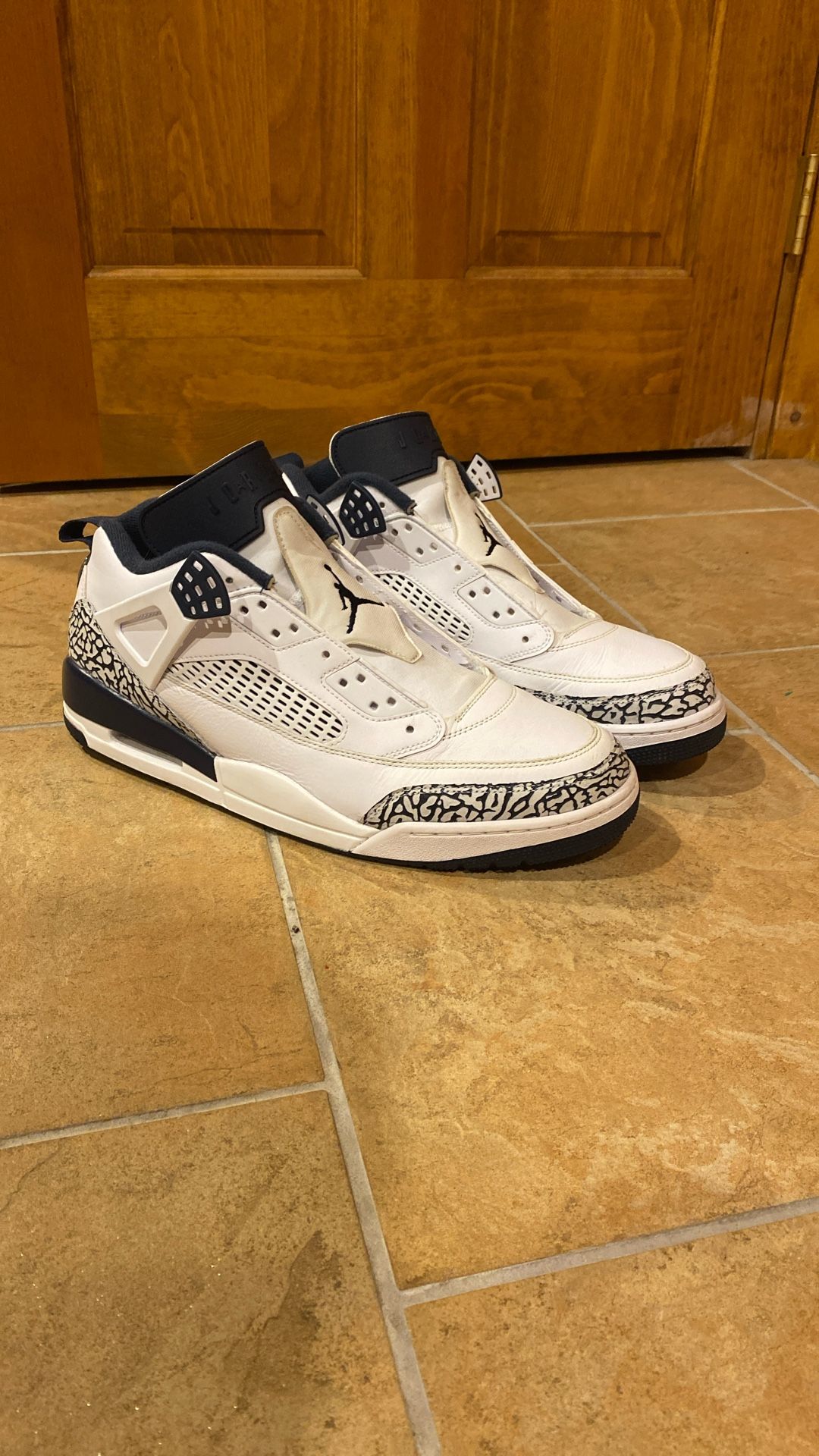 JORDAN SPIZIKE SIZE 13