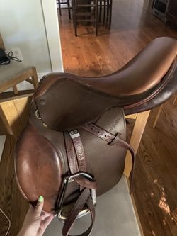 Beval LTD Close Contact Saddle