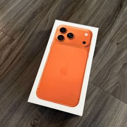 iPhone 17 Pro Cosmic Orange 