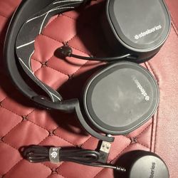 SteelSeries Arctis 9 Wireless For PS5/PS4/PC