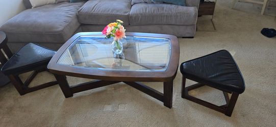 Glass coffee table and side table