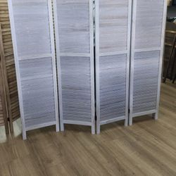 4 panels wood room divider (64"W×67"H)