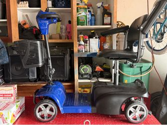 Mobility scooter