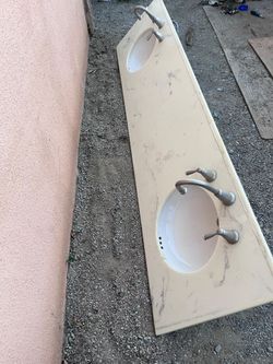 Dual bathroom sink counter