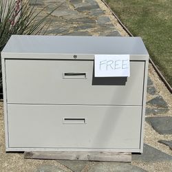 FREE 2-drawer filing cabinet 