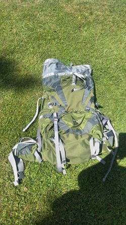 Hiking backpack like new used once