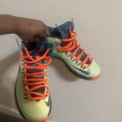 KD V AREA 72